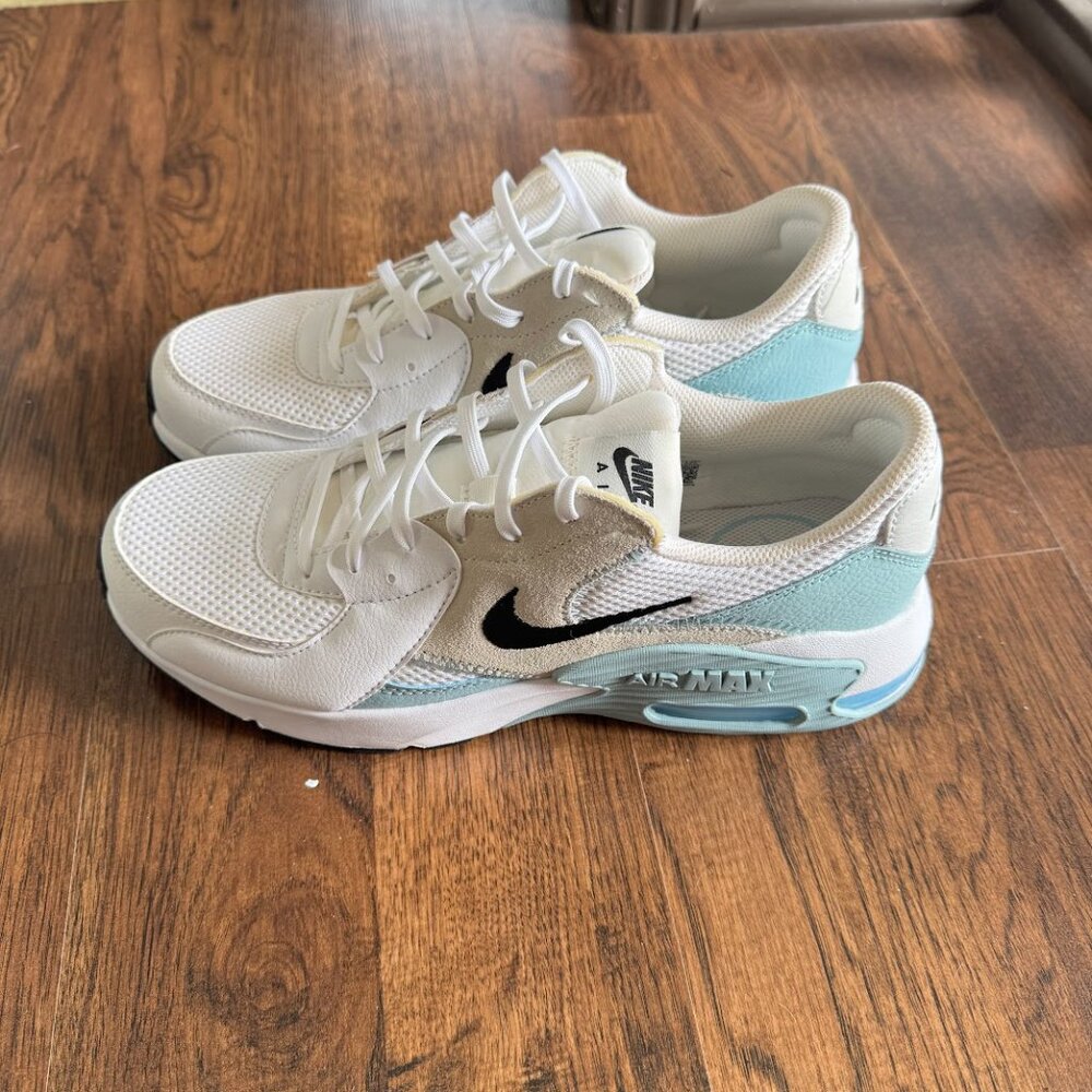 Women's Nike Air Max